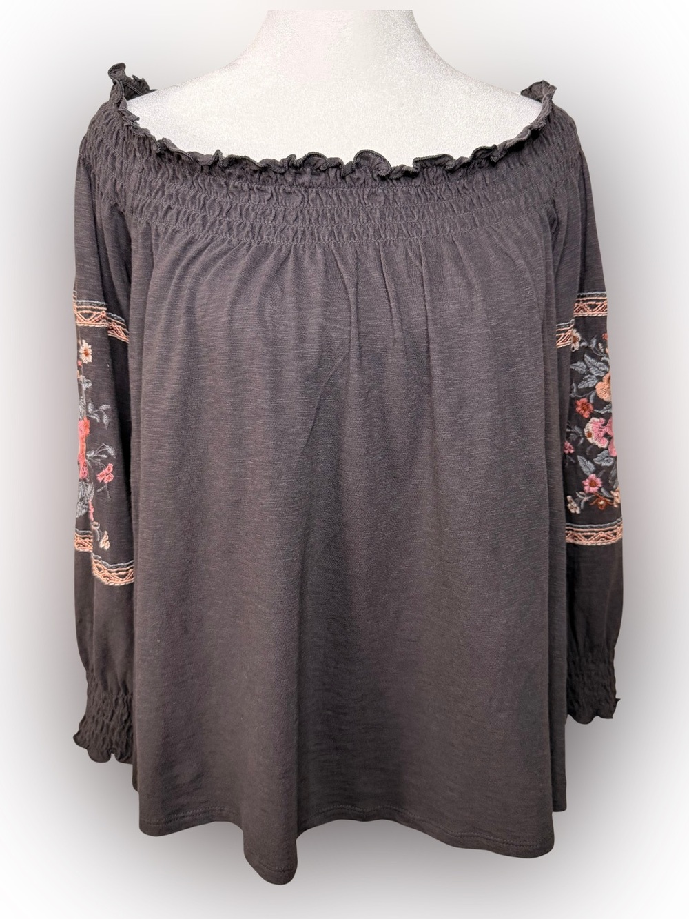 American Eagle Large Boho Peasant Top Off Shoulder Floral Embroidered Gray
